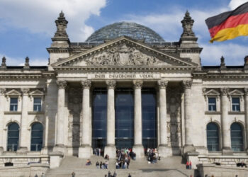 Dua Anggota DPR di Jerman Terlibat Skandal Korupsi Masker