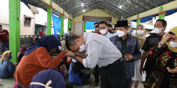 Wagub Sumut Kunjungi  Desa Terpencil di Kabupaten Karo