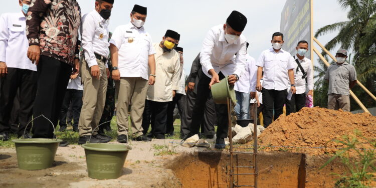 Resmikan Pembangunan Gedung Sekolah YAIC, Ijeck Harapkan Ikut Bantu Cegah  Peredaran Narkoba di Sumut